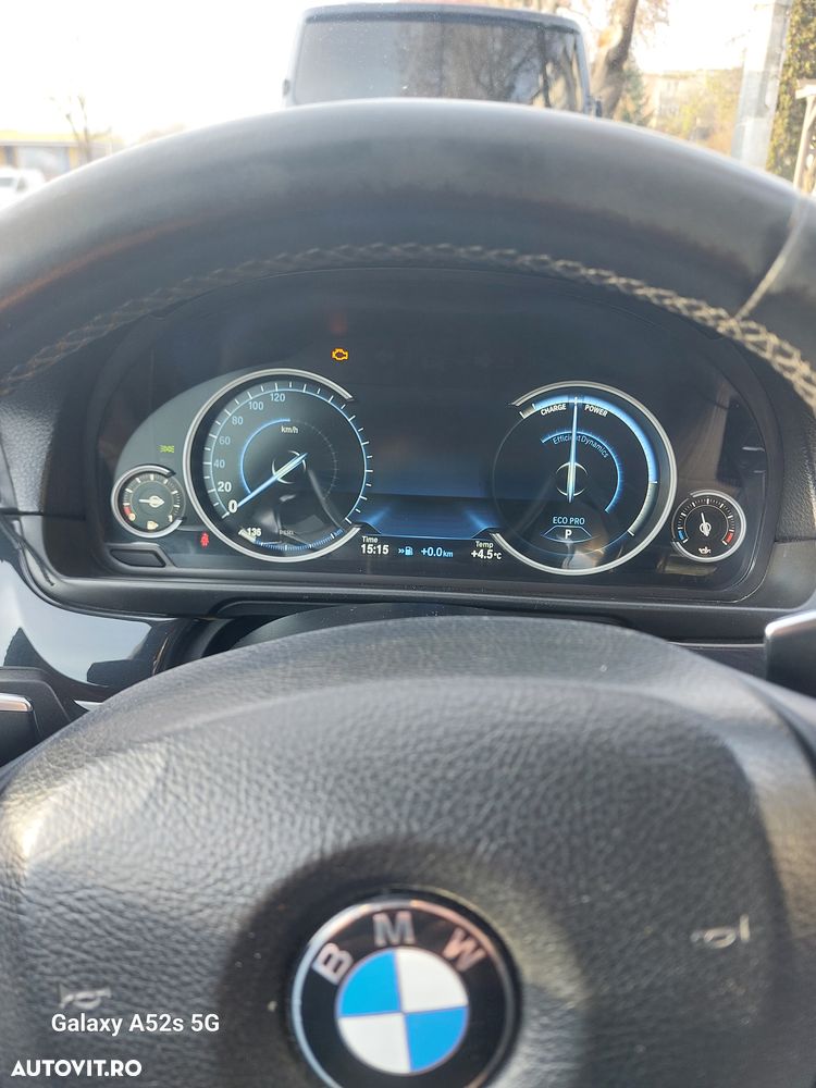 BMW Seria 5 525d xDrive AT - 6