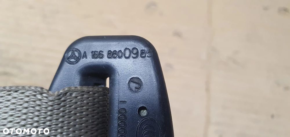 Pas bezpieczeństwa napinacz lewy tył Mercedes GL X166 W166 A16686009858 A1668600985 - 6