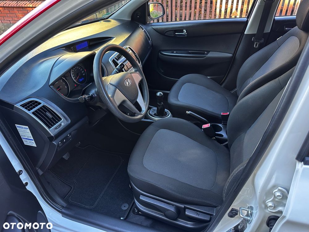 Hyundai i20 1.25 Wersja Jubileuszowa - 15