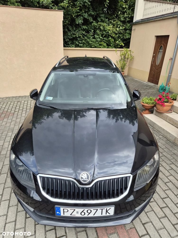 Skoda Octavia 2.0 TDI Elegance DSG - 8