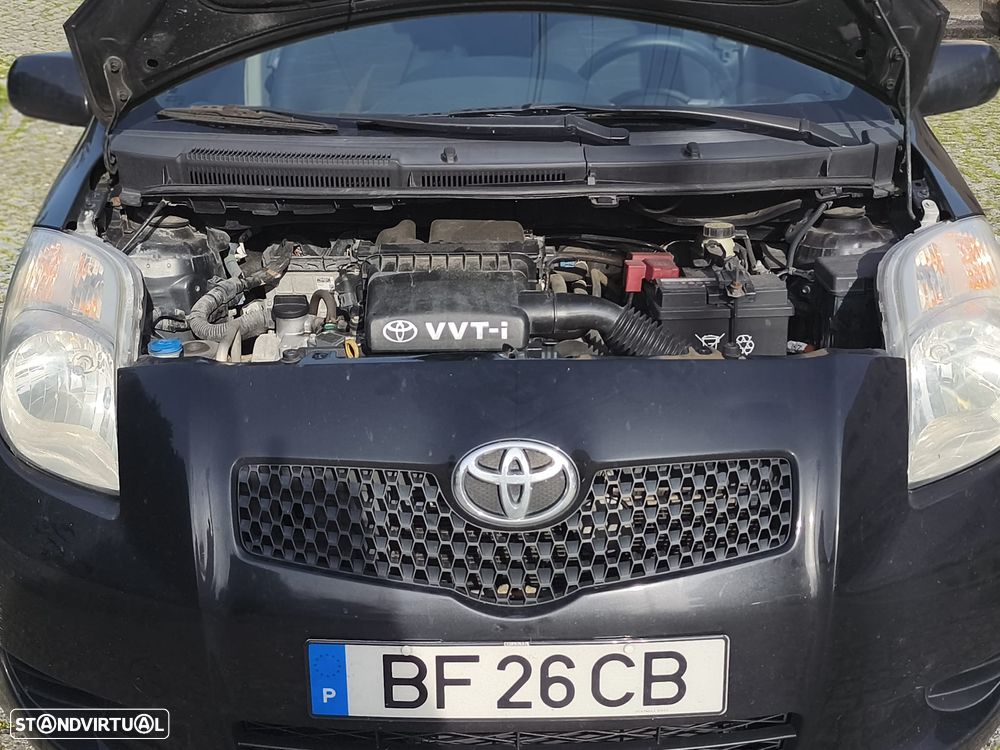 Toyota Yaris 1.3 VVT-i Cool - 5
