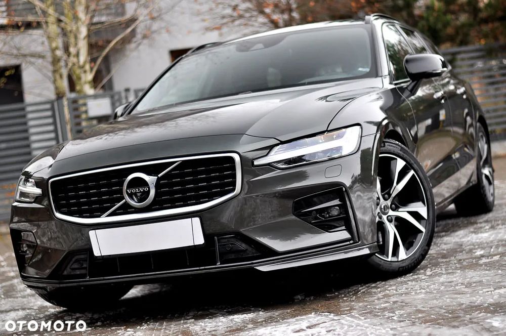 Volvo V60 T4 Geartronic R-Design - 1