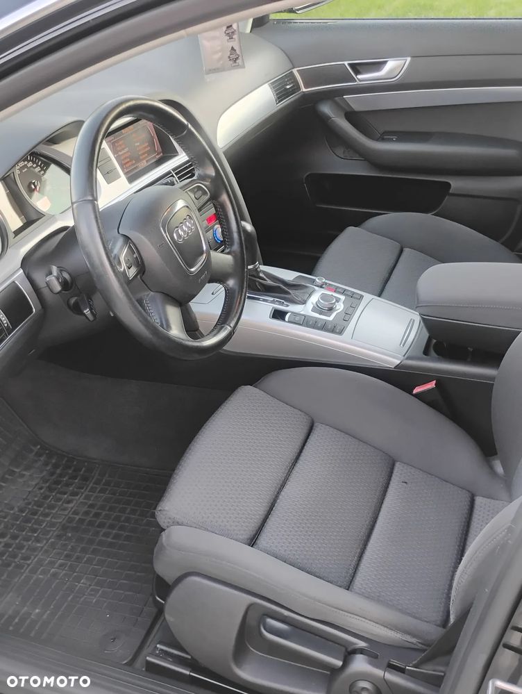 Audi A6 Avant - 14