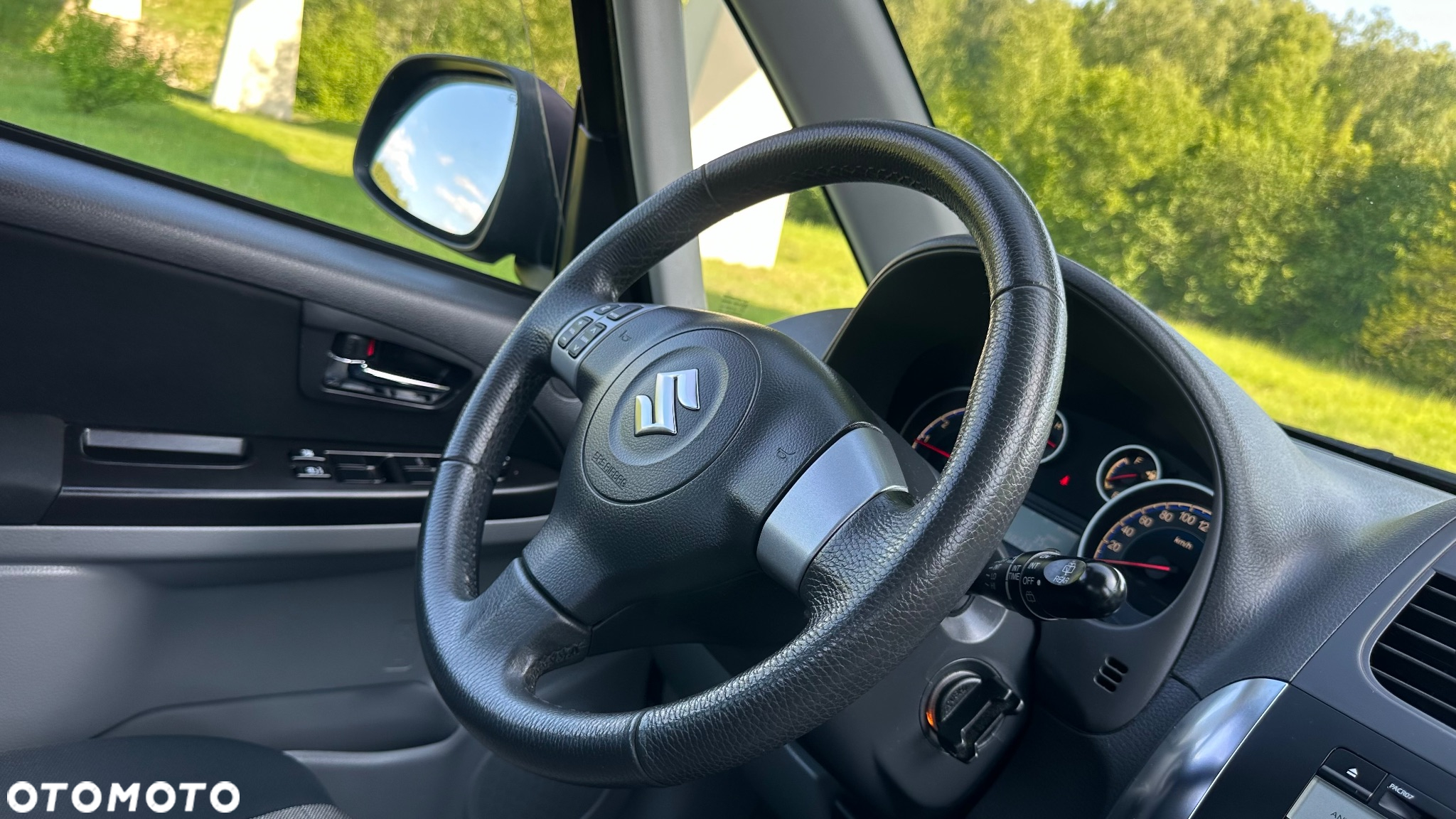 Suzuki SX4 1.6 Comfort - 17