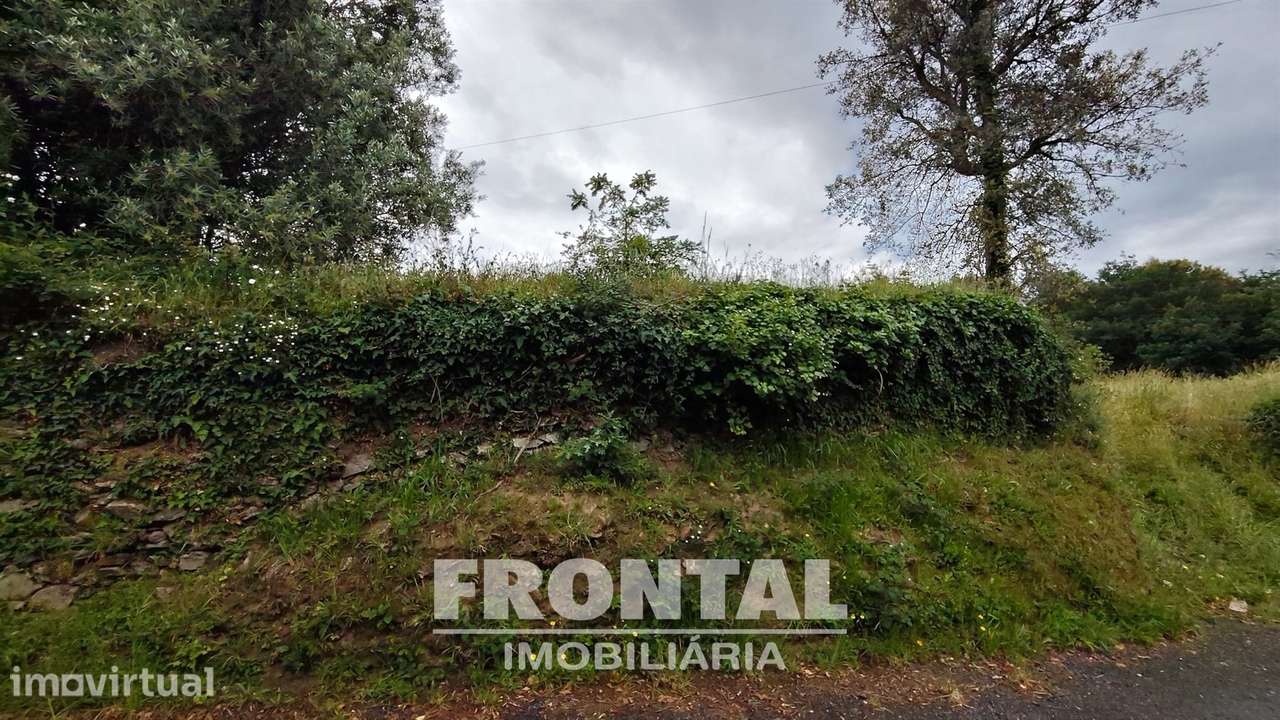 Terreno Misto com 1 104 m² — Potencial de Construção e Natureza Envolv - Grande imagem: 5/13