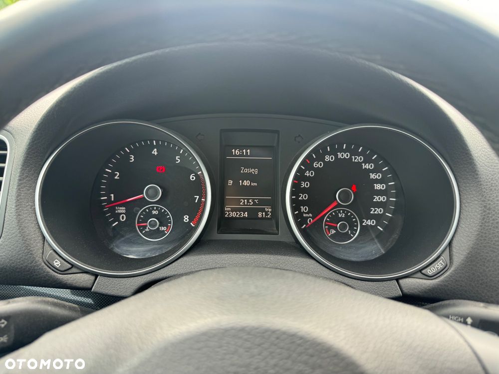Volkswagen Golf 1.4 TSI Comfortline - 27