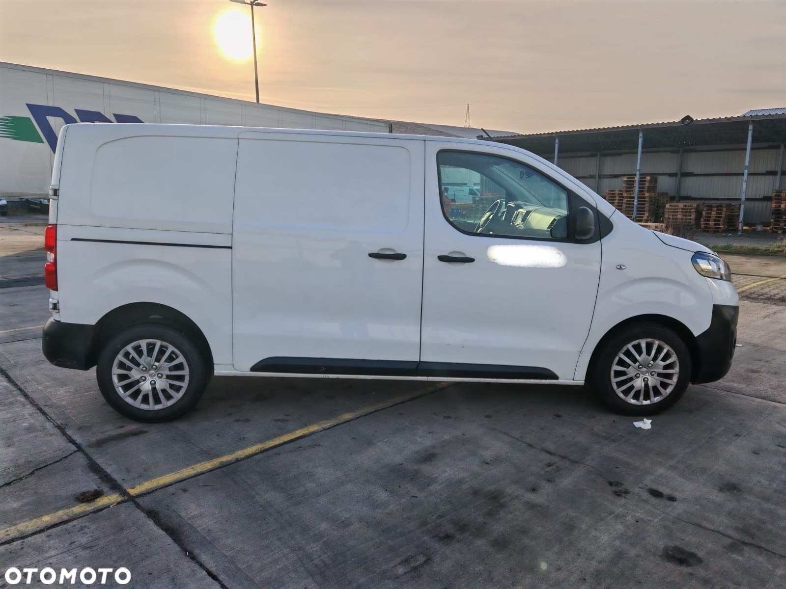 Opel Vivaro - 8