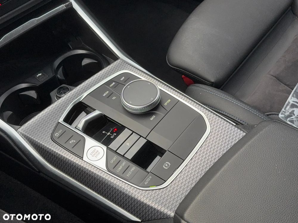 BMW Seria 3 318d mHEV M Sport - 21