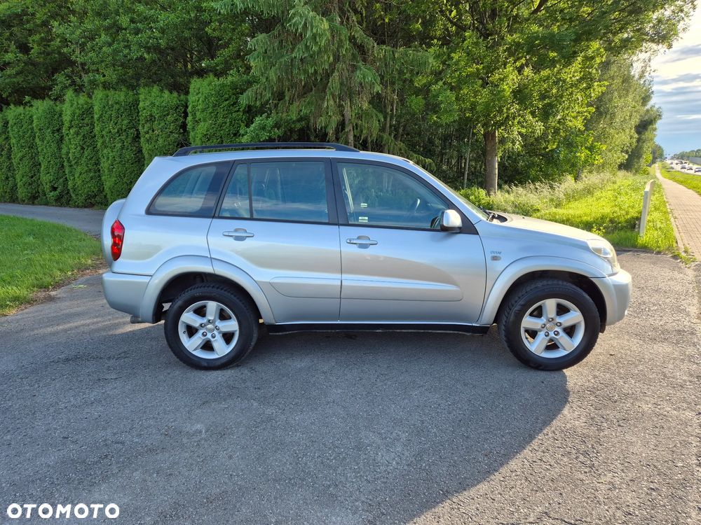 Toyota RAV4 4x4 Executive - 13
