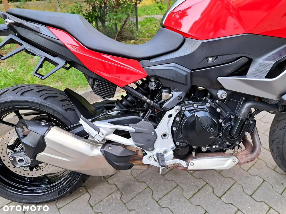 BMW XR - 21