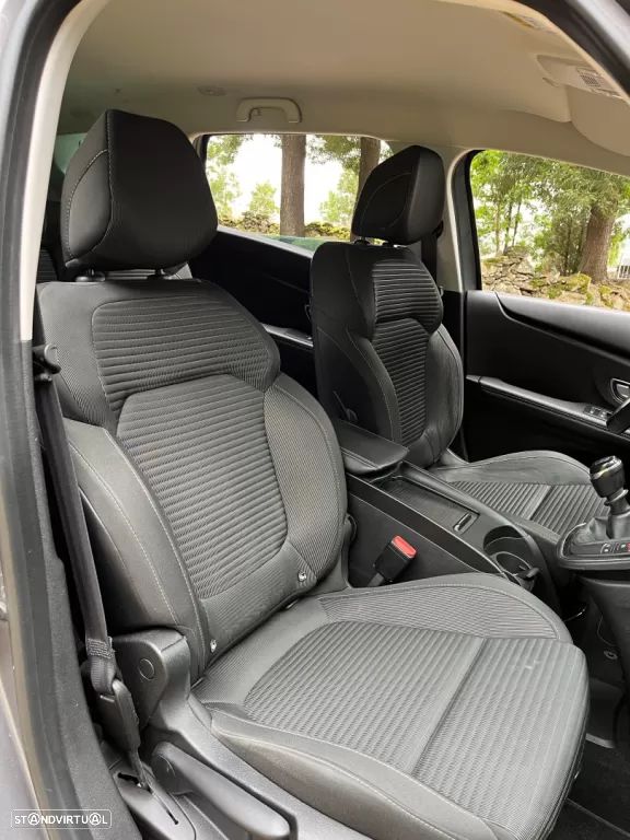 Renault Grand Scénic 1.5 dCi Dynamique S SS - 18