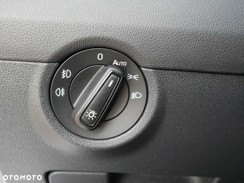 Skoda Octavia 2.0 TDI 4x4 DSG Scout - 25