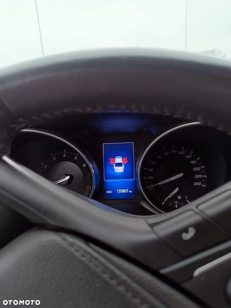 Toyota Avensis 1.8 Premium - 22