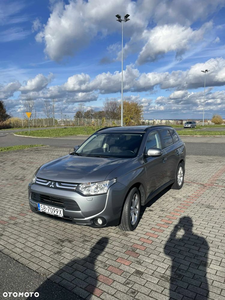 Mitsubishi Outlander - 3
