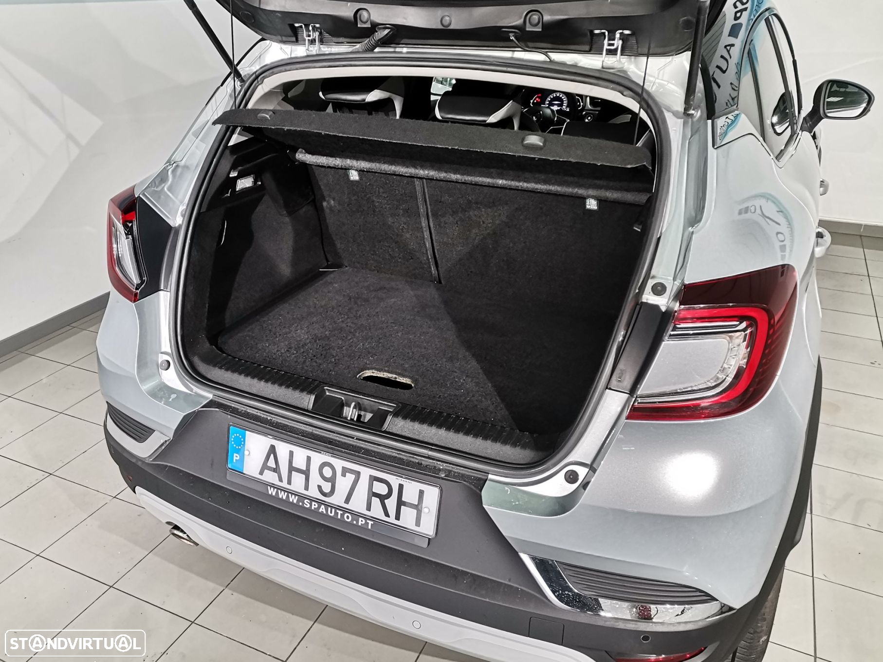 Renault Captur 1.0 TCe Exclusive - 32
