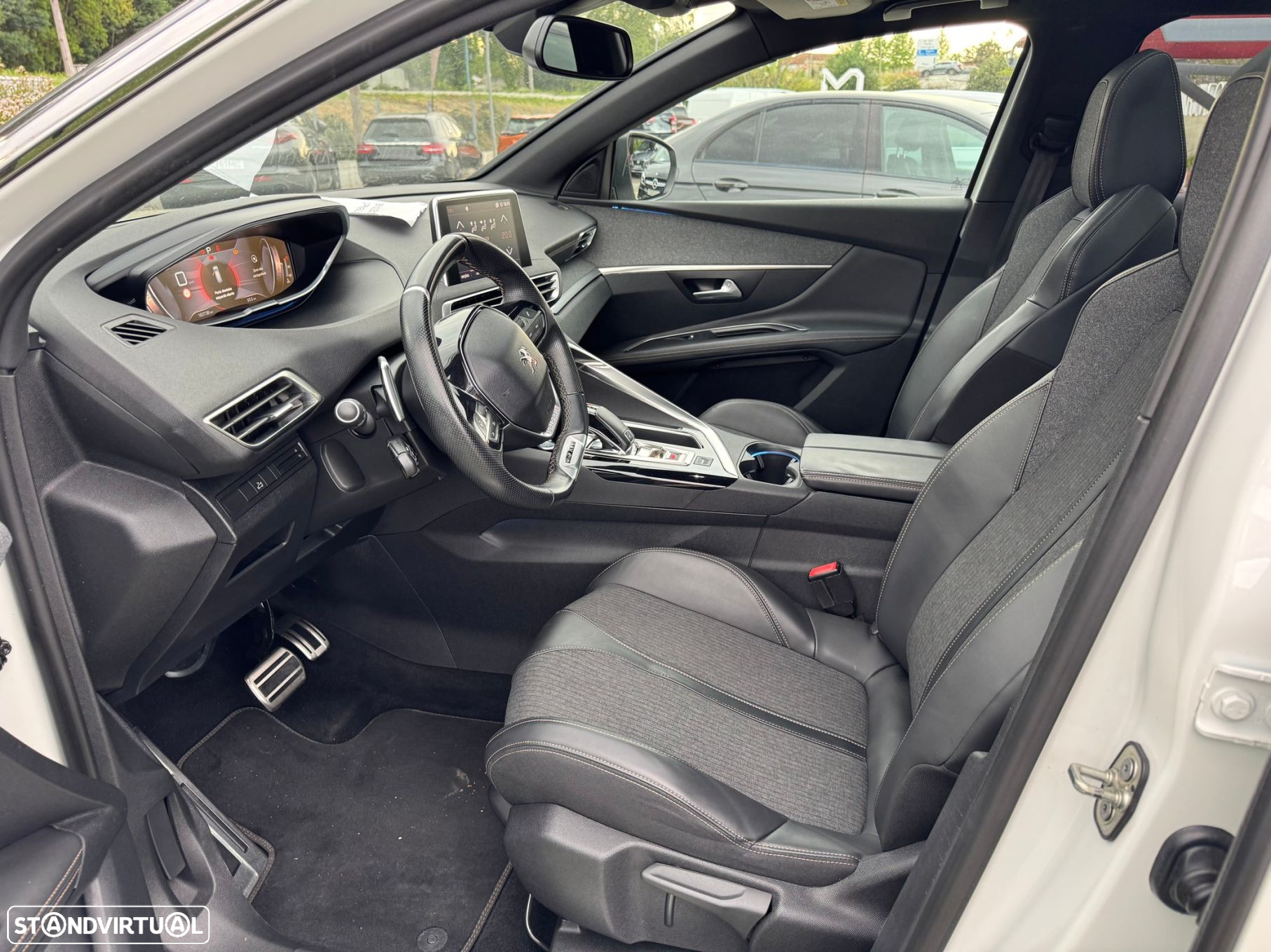 Peugeot 3008 1.6 BlueHDi GT Line EAT6 - 19