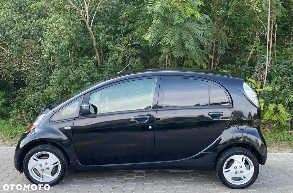 Mitsubishi i-MiEV Standard - 12