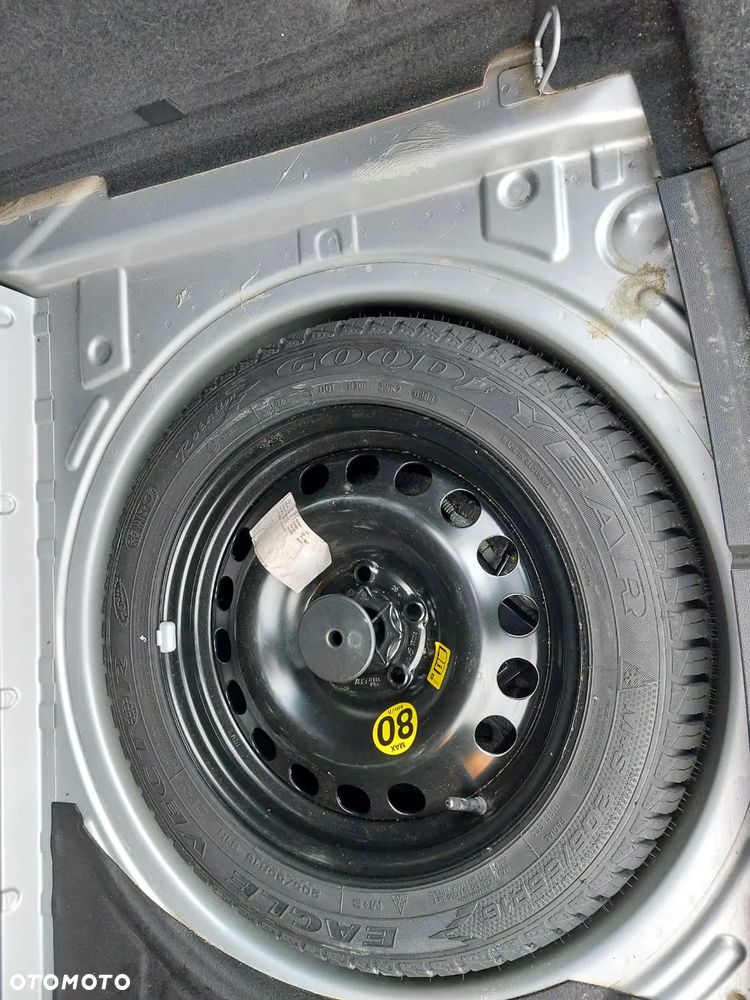 Opel Astra 1.8 Caravan Cosmo - 25