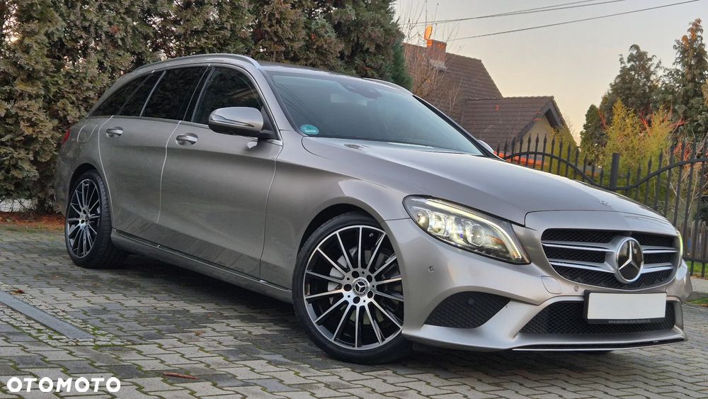 Mercedes-Benz Klasa C 300 d T 9G-TRONIC Avantgarde - 5