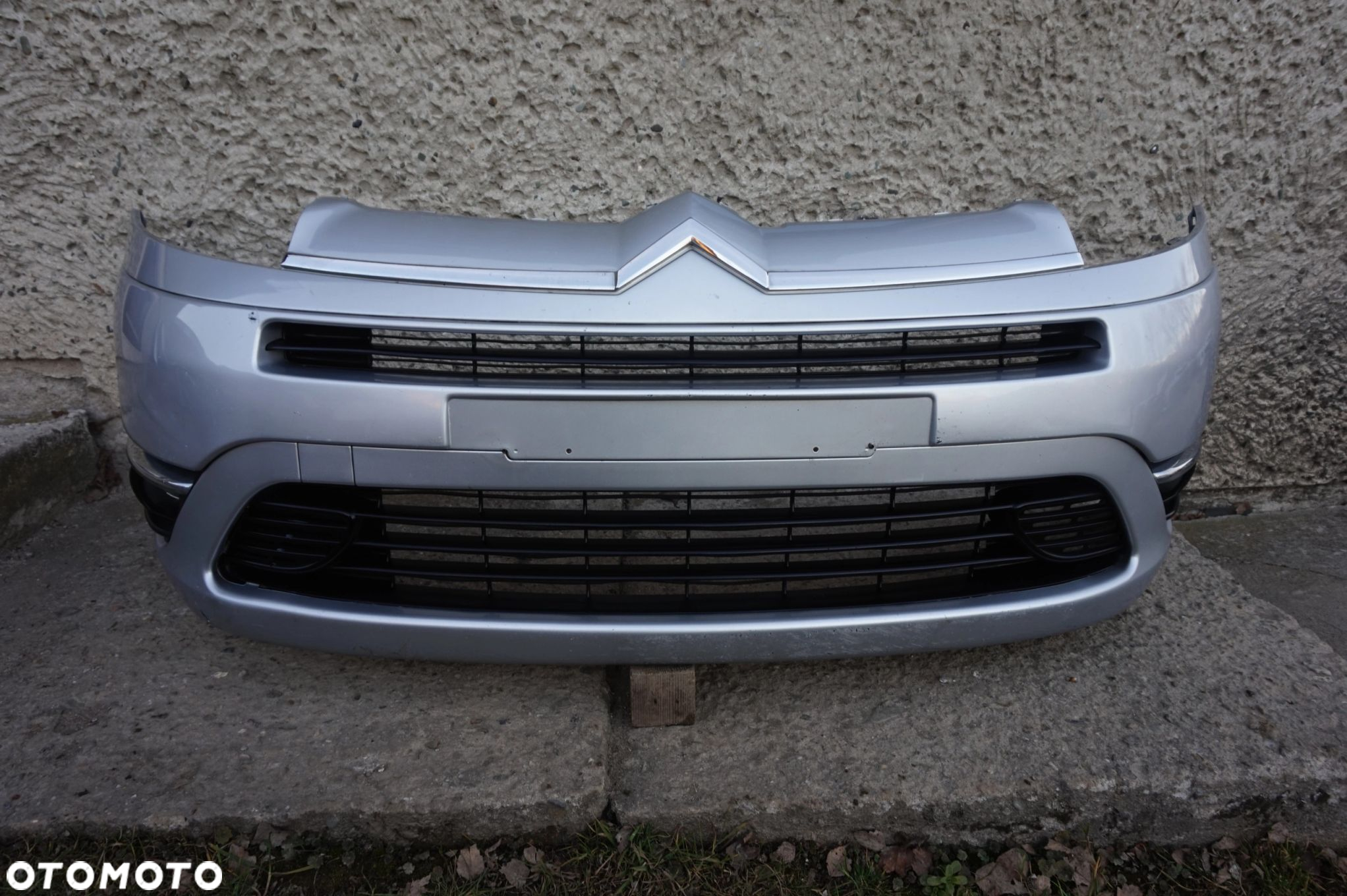 ZDERZAK PRZÓD PRZEDNI CITROEN C4 PICASSO EZRC 06/09r - 2