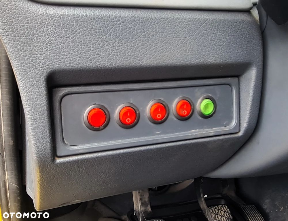 Mercedes-Benz SPRINTER - 20