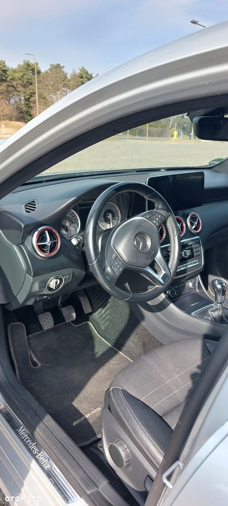 Mercedes-Benz Klasa A 180 - 9