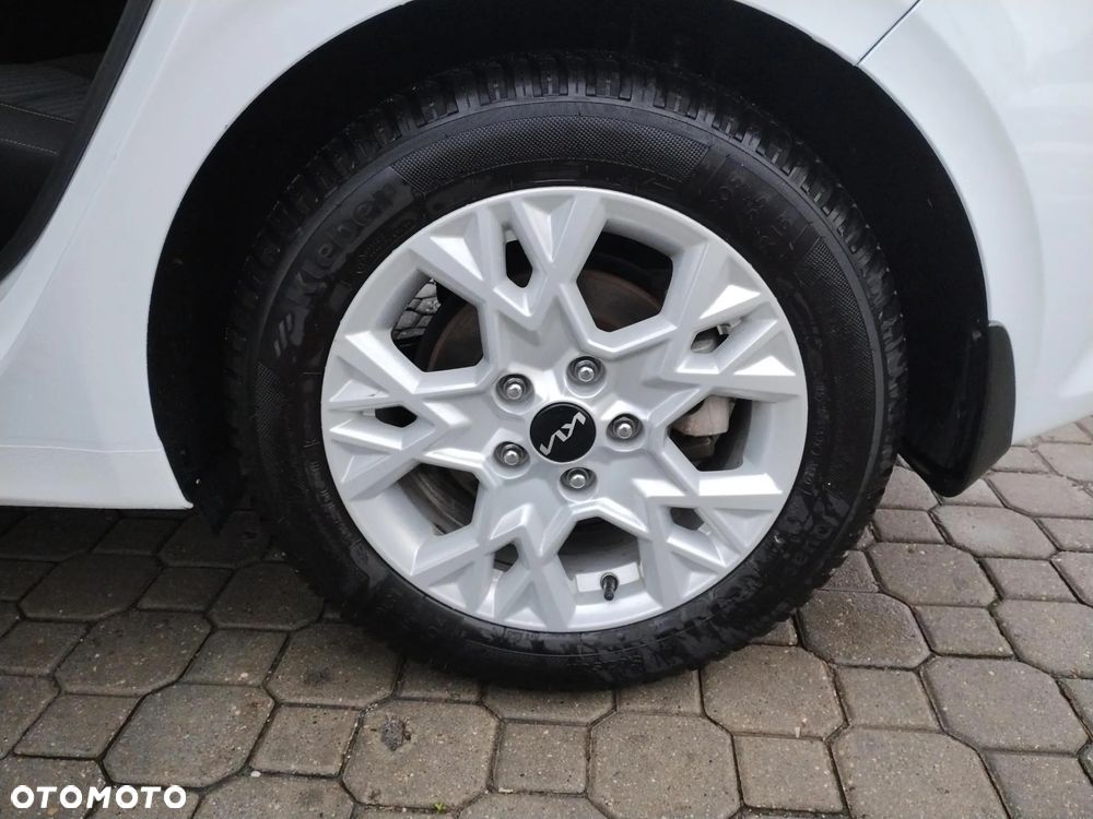 Kia Ceed 1.5 T-GDI M DCT - 17