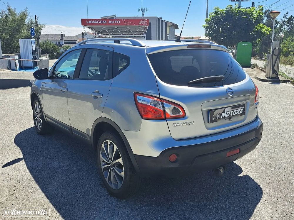Nissan Qashqai 2.0 dCi 4 x 4 DPF Aut tekna - 13
