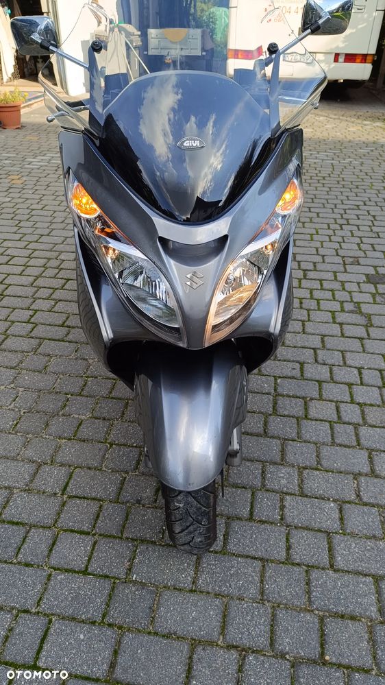 Suzuki Burgman - 3