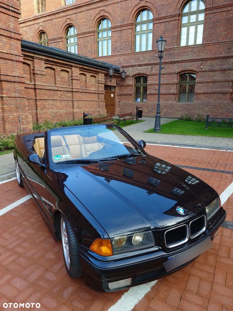 BMW Seria 3 - 12