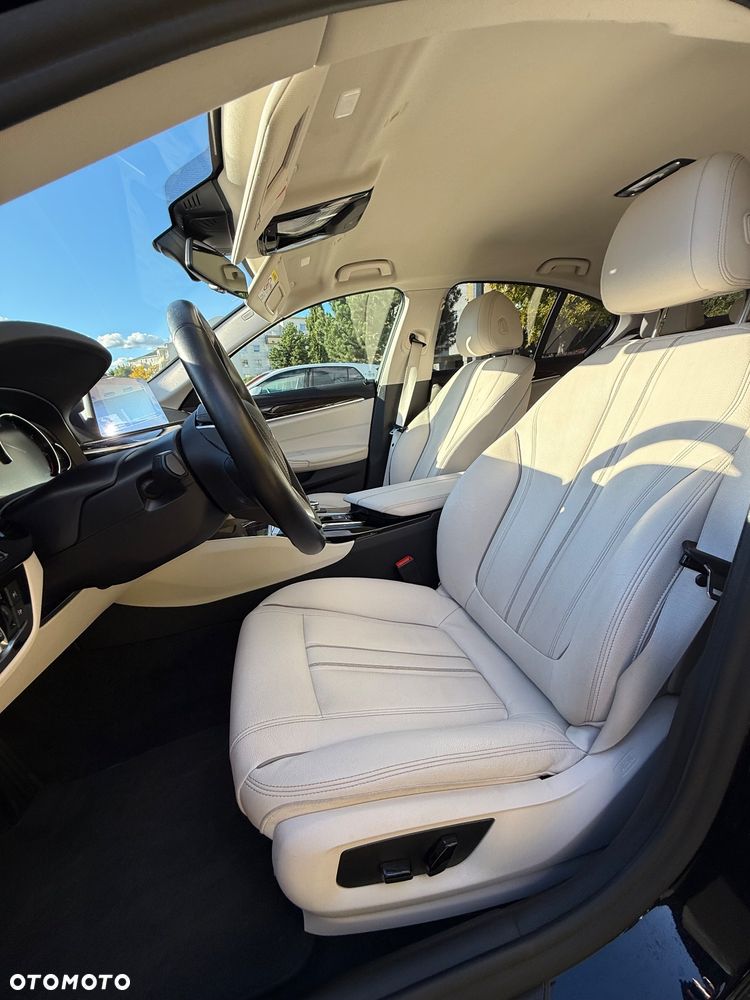 BMW Seria 5 520d xDrive MHEV Luxury Line - 16