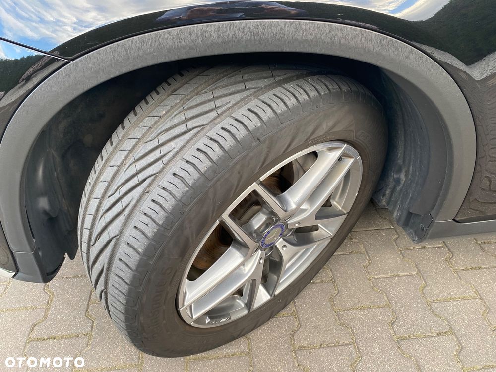 Mercedes-Benz GLC - 17