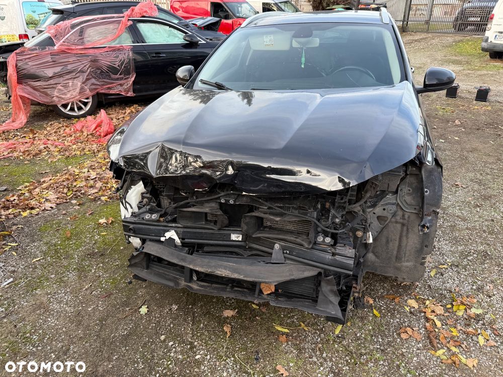 Renault Megane 1.3 TCe FAP Limited EDC - 10