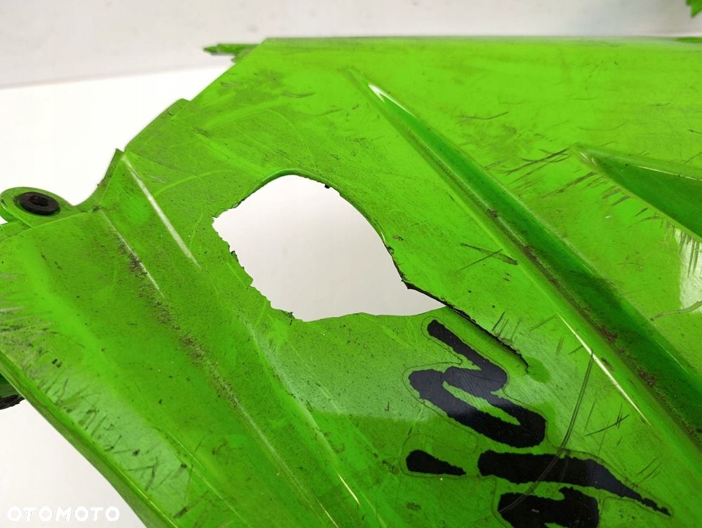 KAWASAKI NINJA 250R BOK BOCZEK CZASZA PRAWA - 6