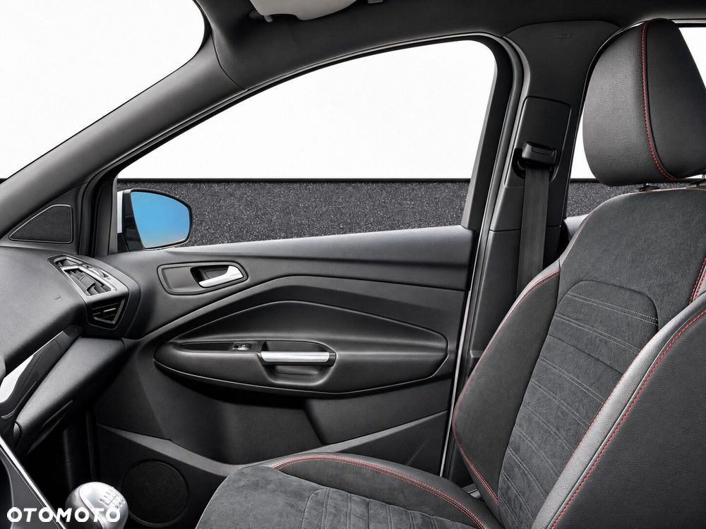 Ford Kuga 2.0 TDCi FWD ST-Line - 16
