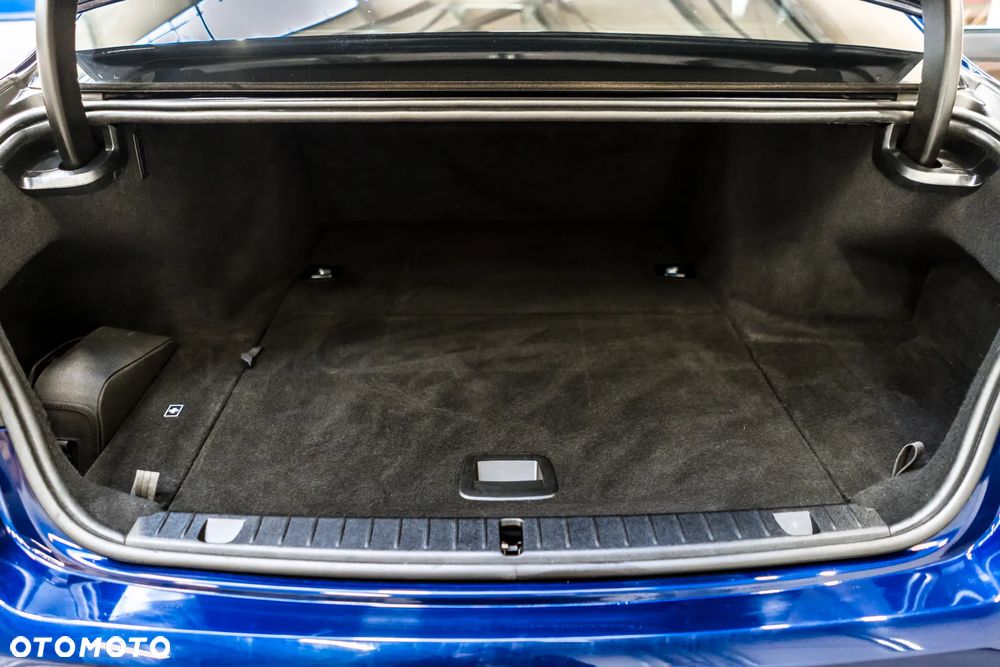 BMW Seria 7 740Li xDrive - 19