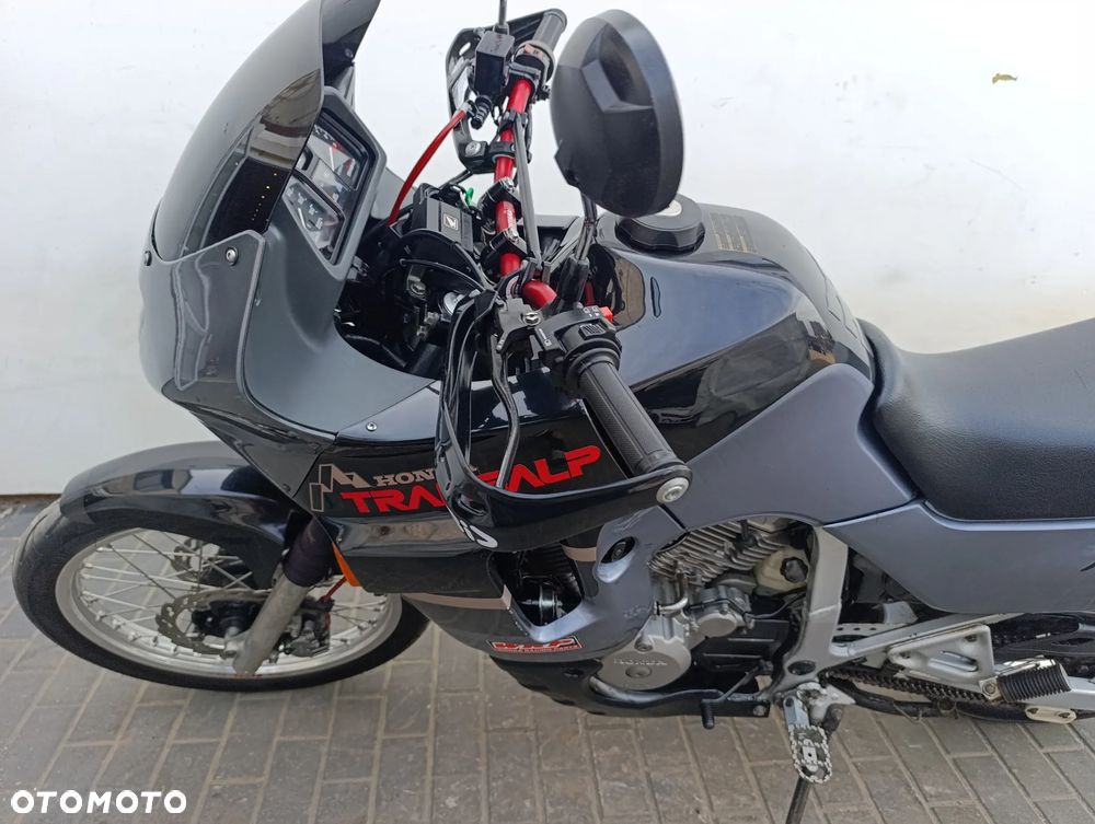 Honda Transalp - 12