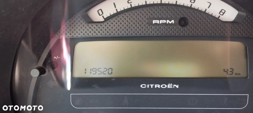 Citroën C2 1.4 VTR - 6