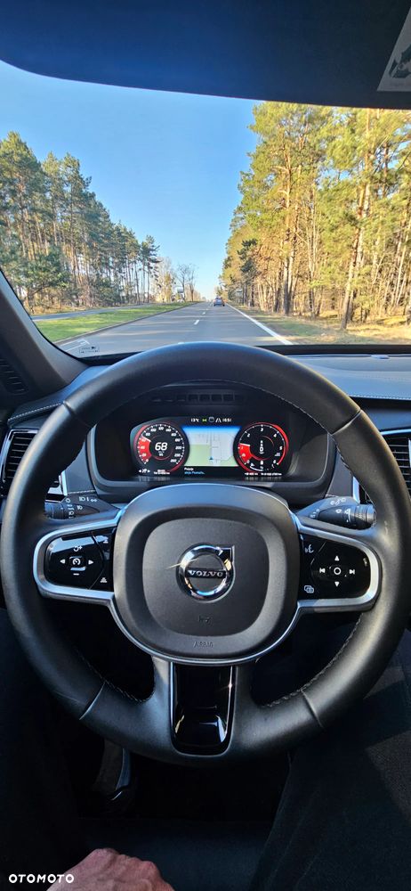 Volvo XC 90 B5 D AWD R-Design 7os - 32