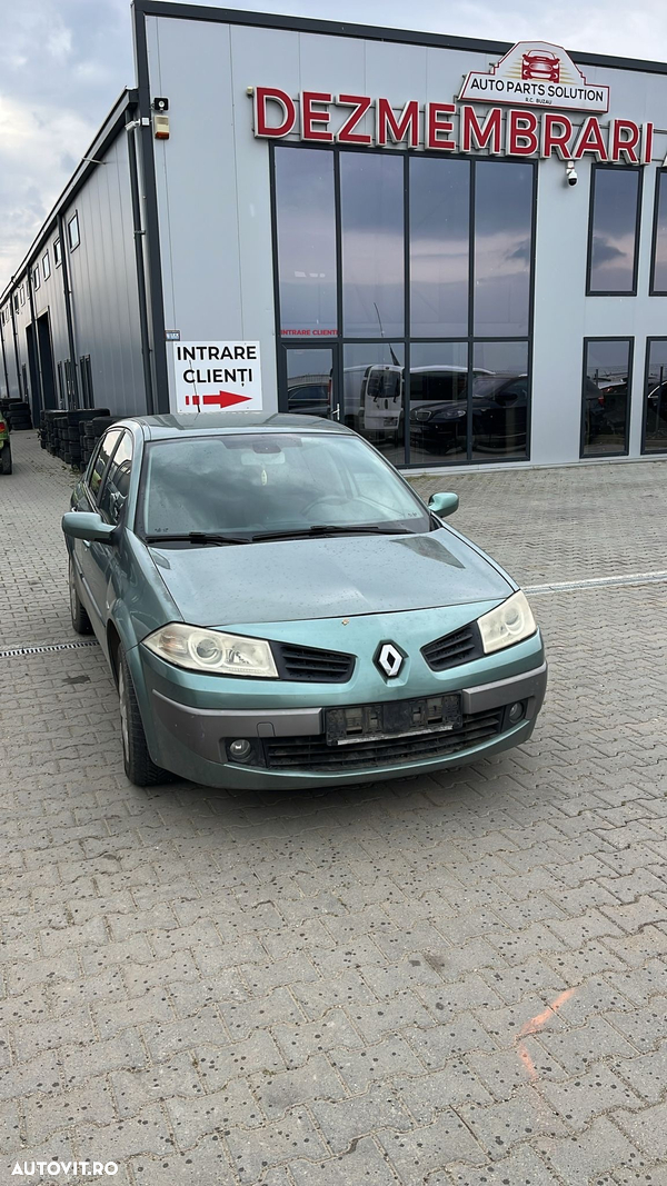 Dezmembram Renault Megane 2 1.5 diesel din 2006