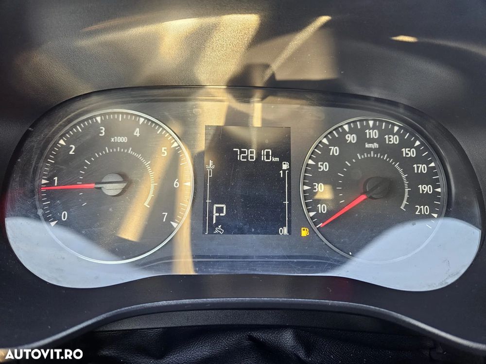 Dacia Logan TCe 90 CVT Comfort - 10