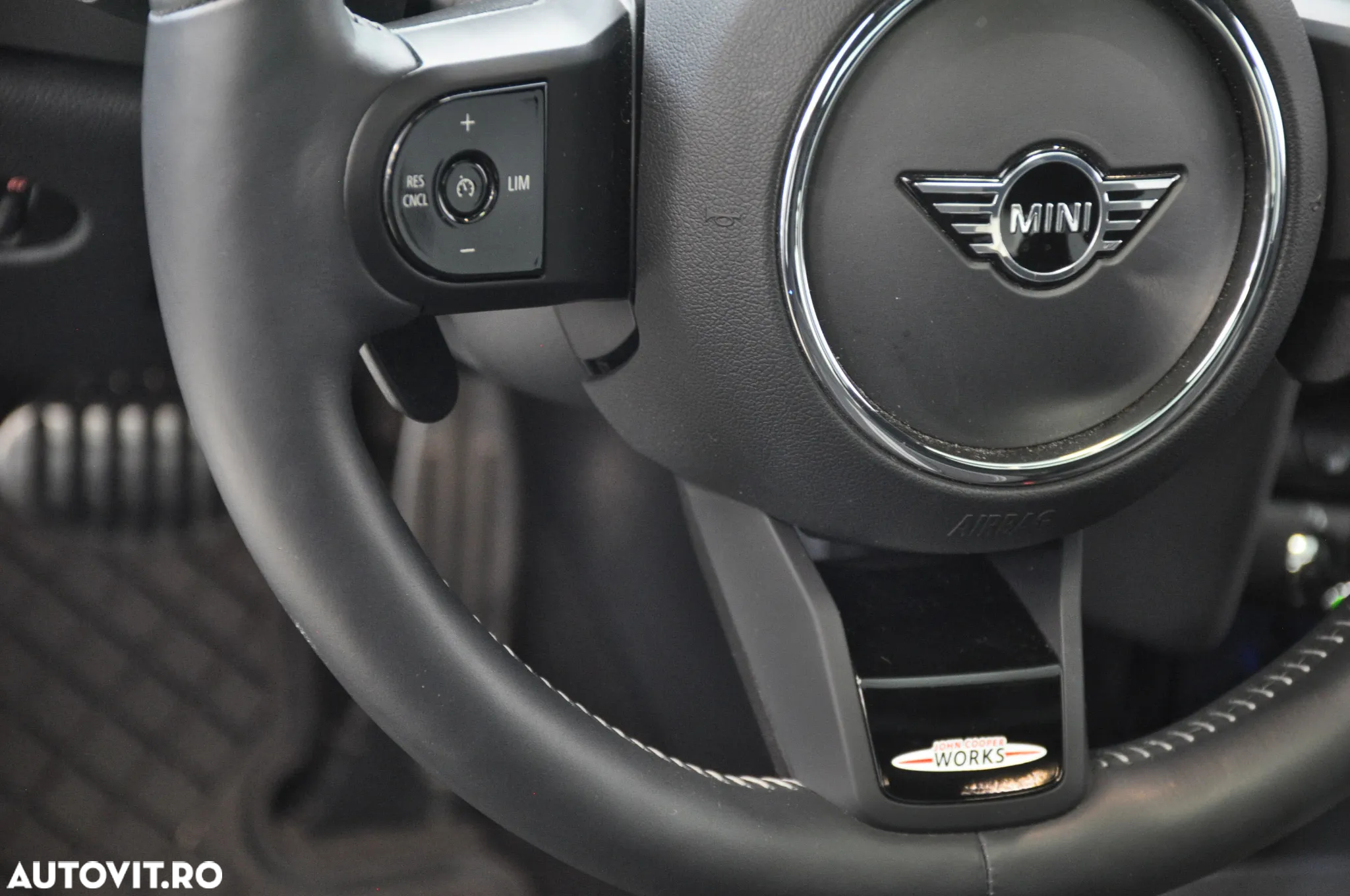 Mini Cooper S Aut. John Works Trim - 19