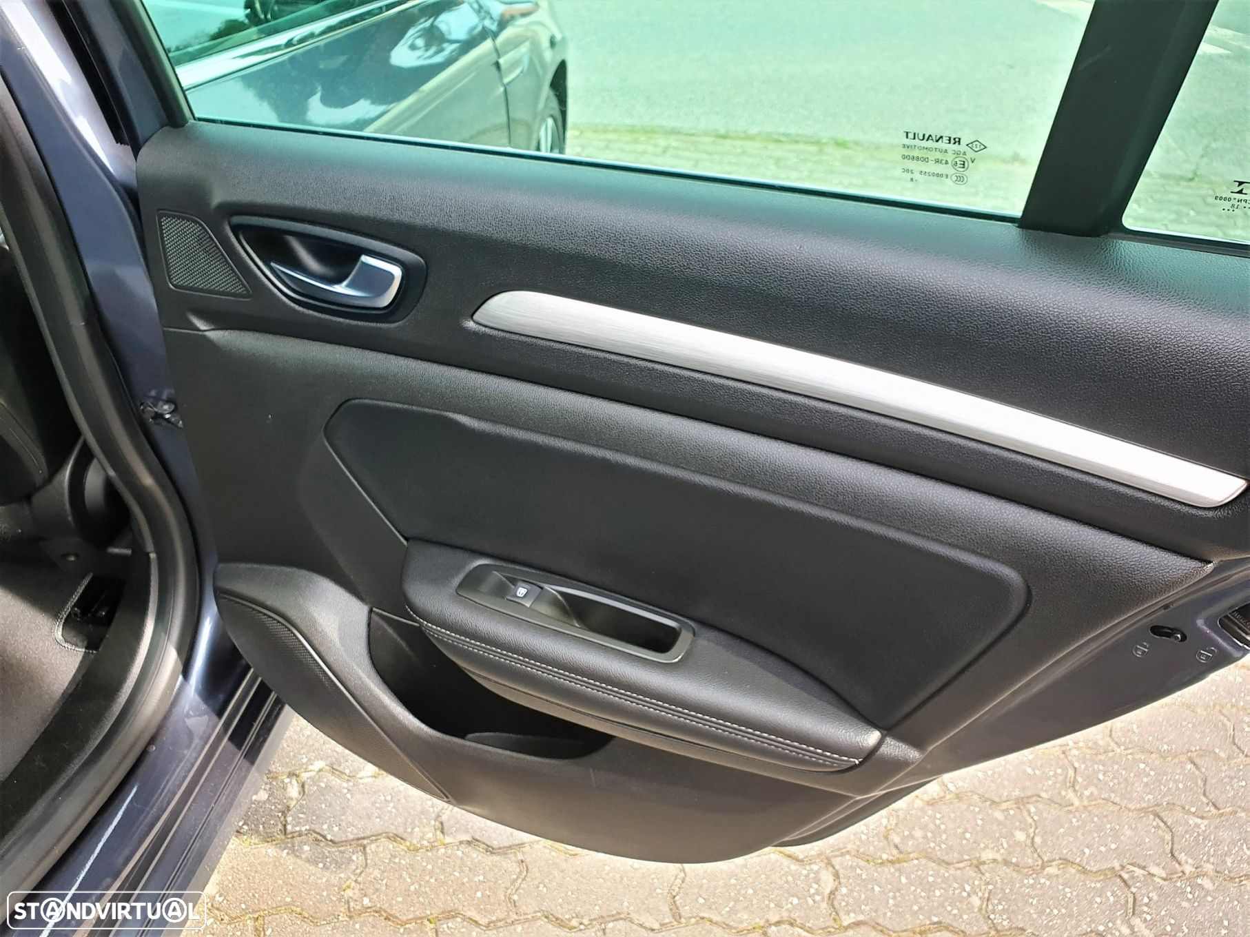 Renault Mégane Sport Tourer ENERGY dCi 110 EDC INTENS - 38