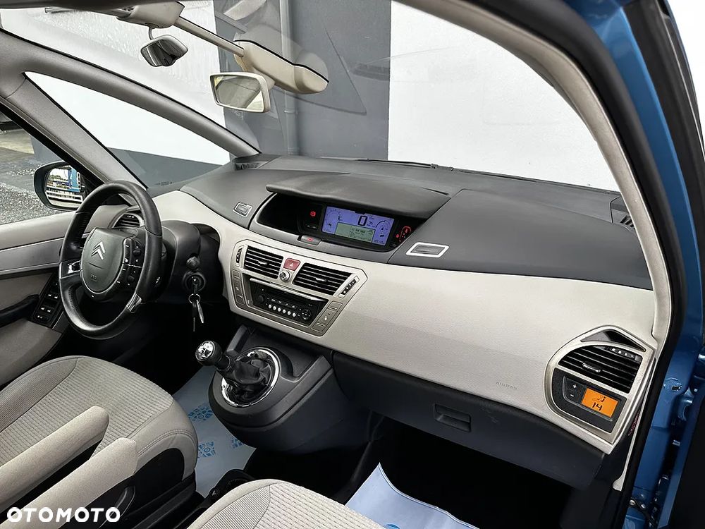 Citroën C4 Picasso - 12