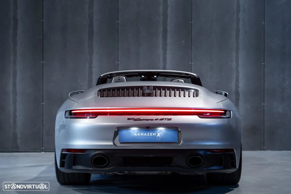 Porsche 911 (992) Carrera Cabrio 4 GTS PDK - 7