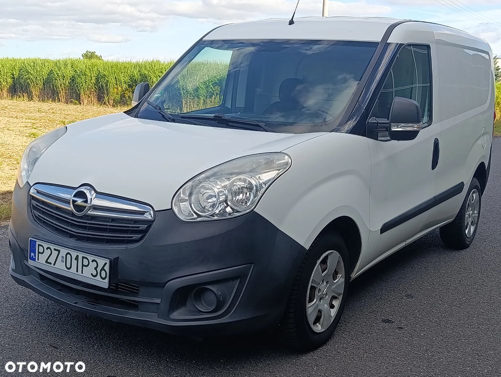 Opel COMBO - 1