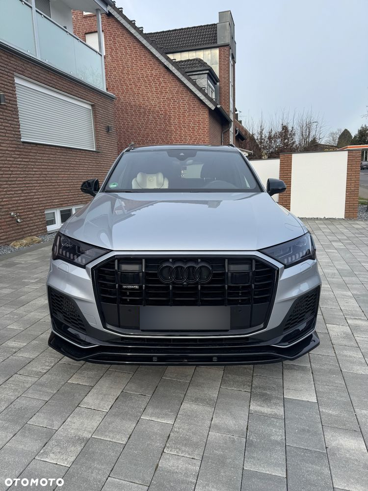 Audi Q7 60 TFSI e Quattro S Line Tiptr - 2