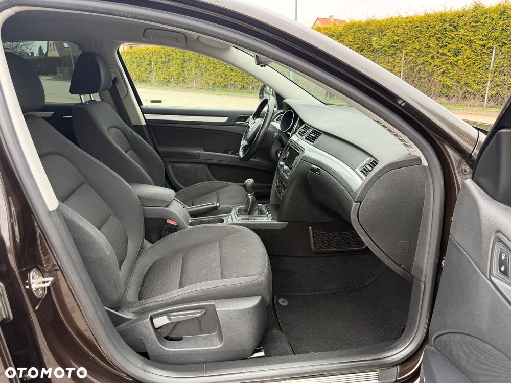 Skoda Superb 2.0 TDI Ambition - 18