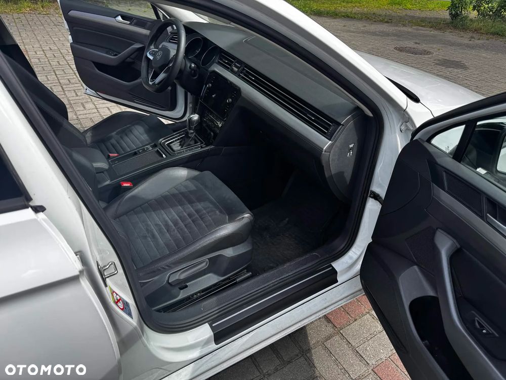 Volkswagen Passat 2.0 TDI EVO Business DSG - 14