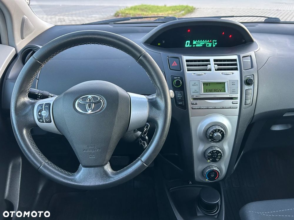 Toyota Yaris 1.3 Automatik Sol - 24